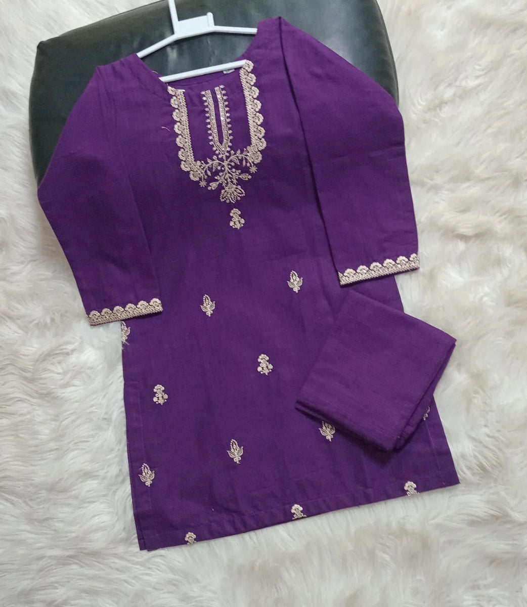 Lawn Suits Ready to Wear: Where Style Meets Simplicity – SIMAALS Lawn Suits Ready to Wear: Where Style Meets Simplicity – SIMAALS