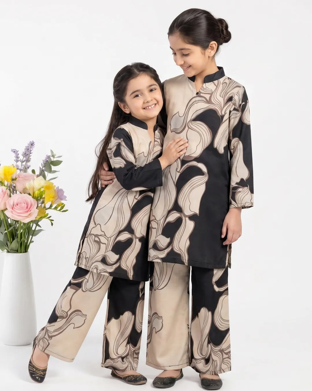 2 PIECE - PRINTED CAMBRIC SUIT
