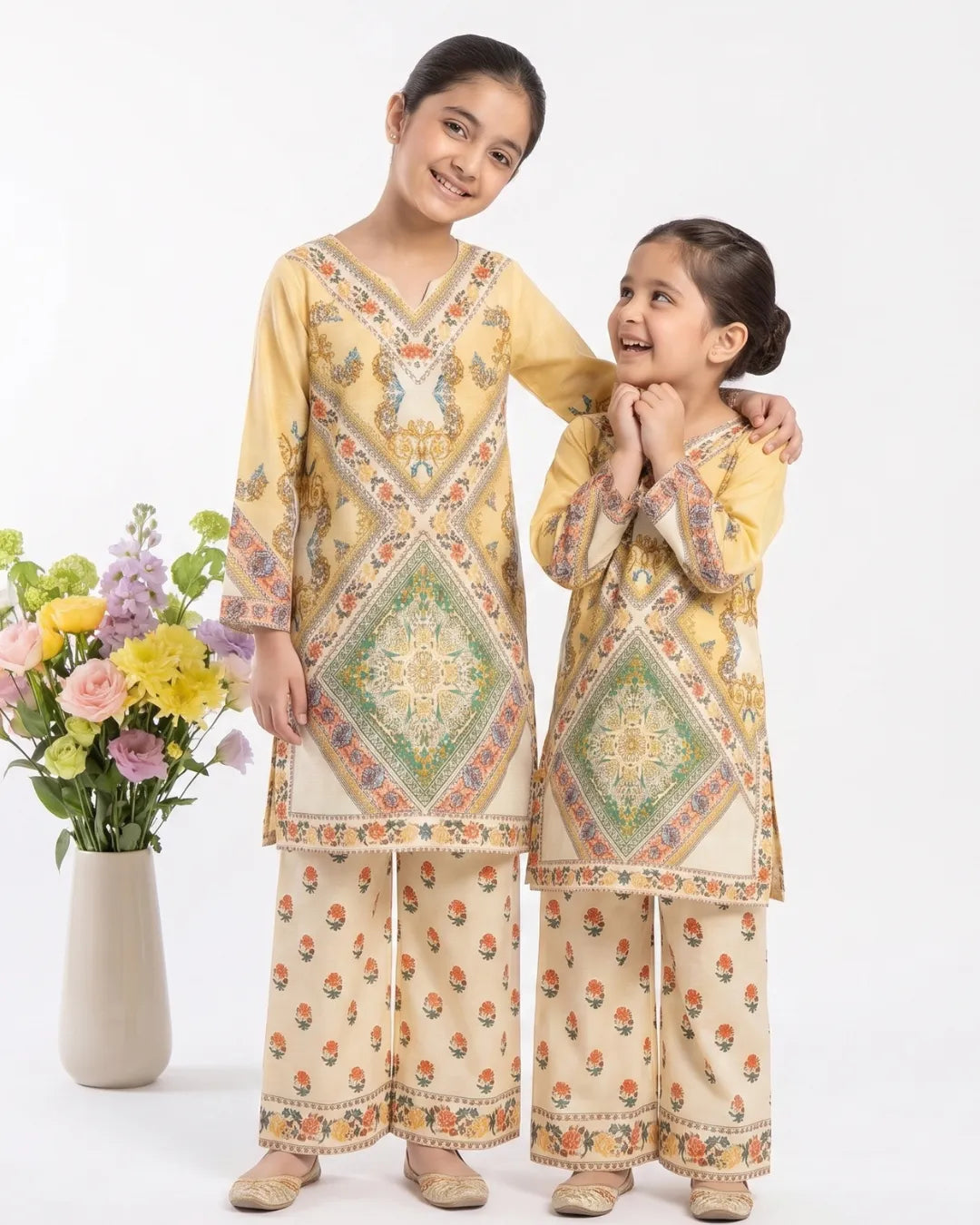 2 PIECE - PRINTED CAMBRIC SUIT