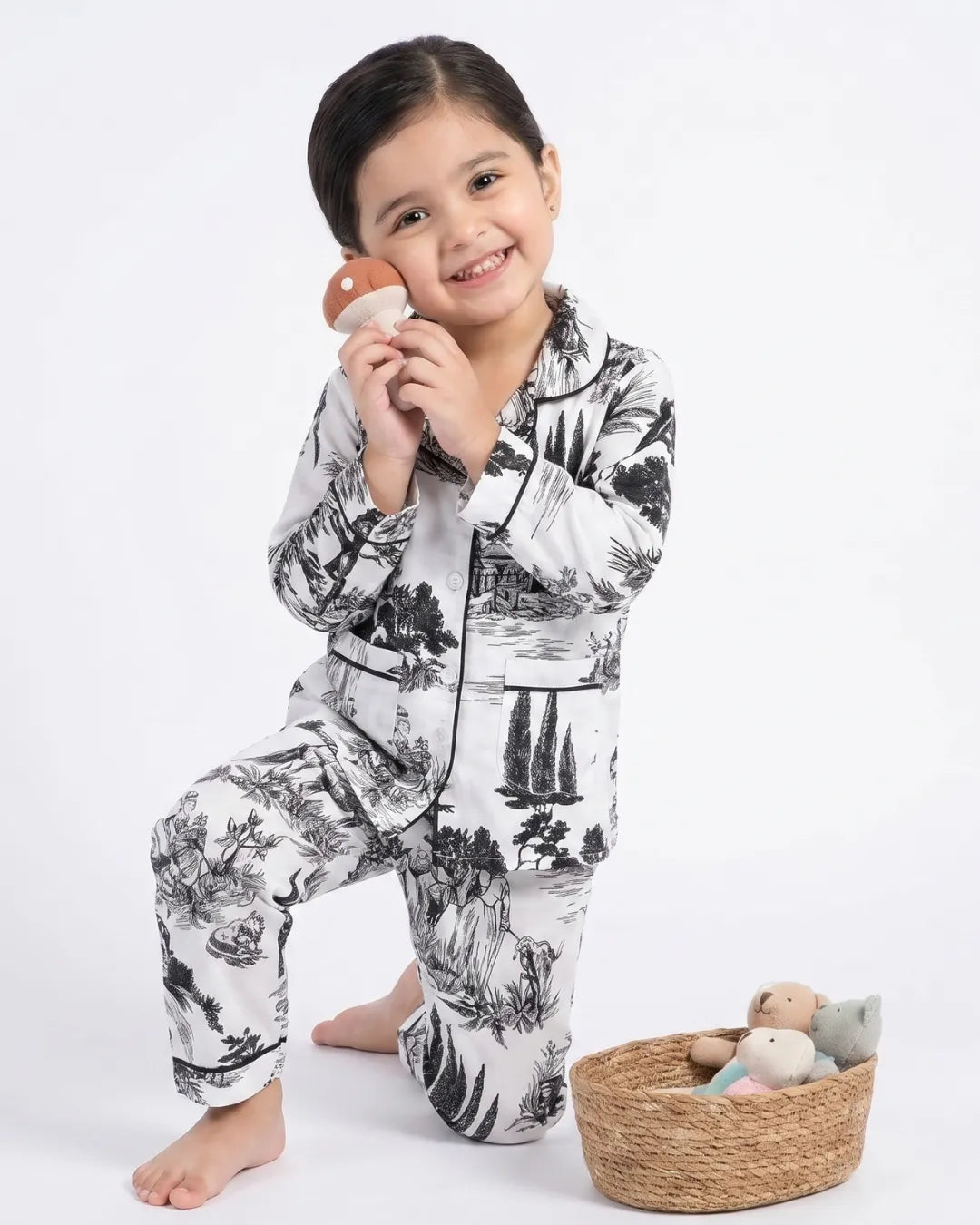 SLEEPWEAR SHIRT WITH PAJAMA SET