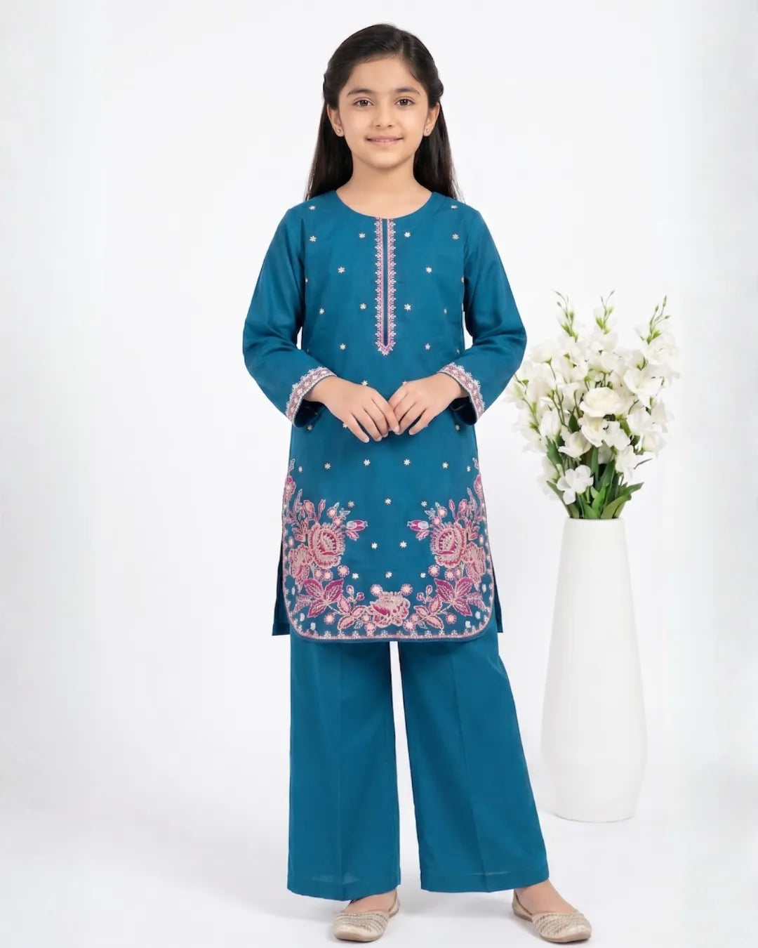 Online Stitched Dresses Proliferation in Pakistan