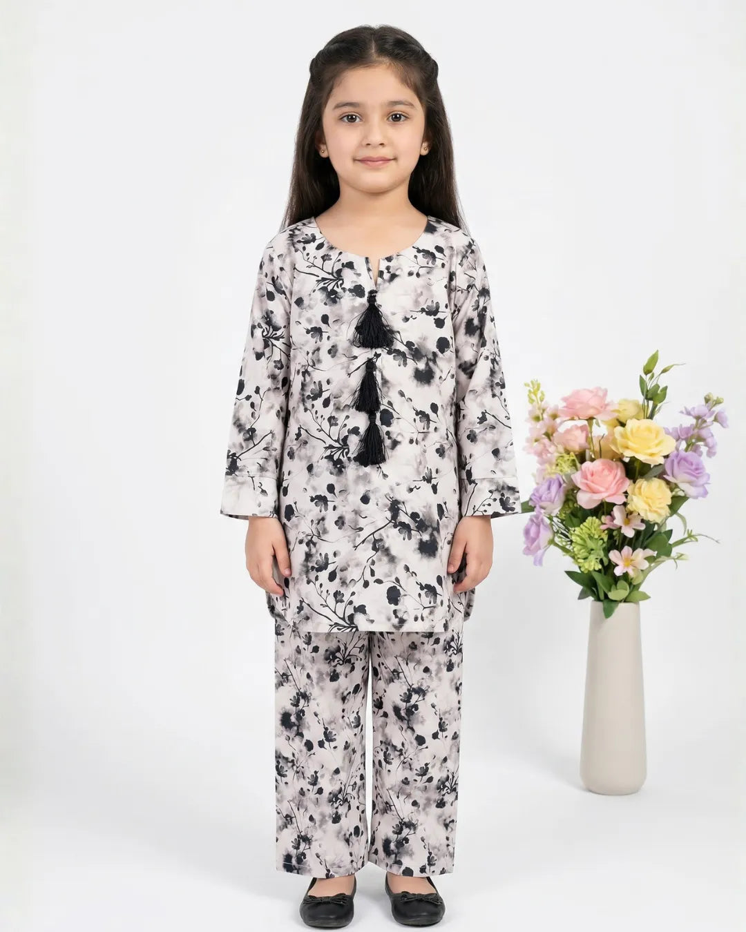 Outfitters kids Pakistan