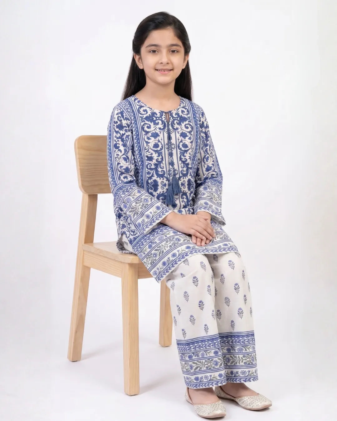 Pakistan Clothes Sale in Lahore – Buy with Best Time To Save