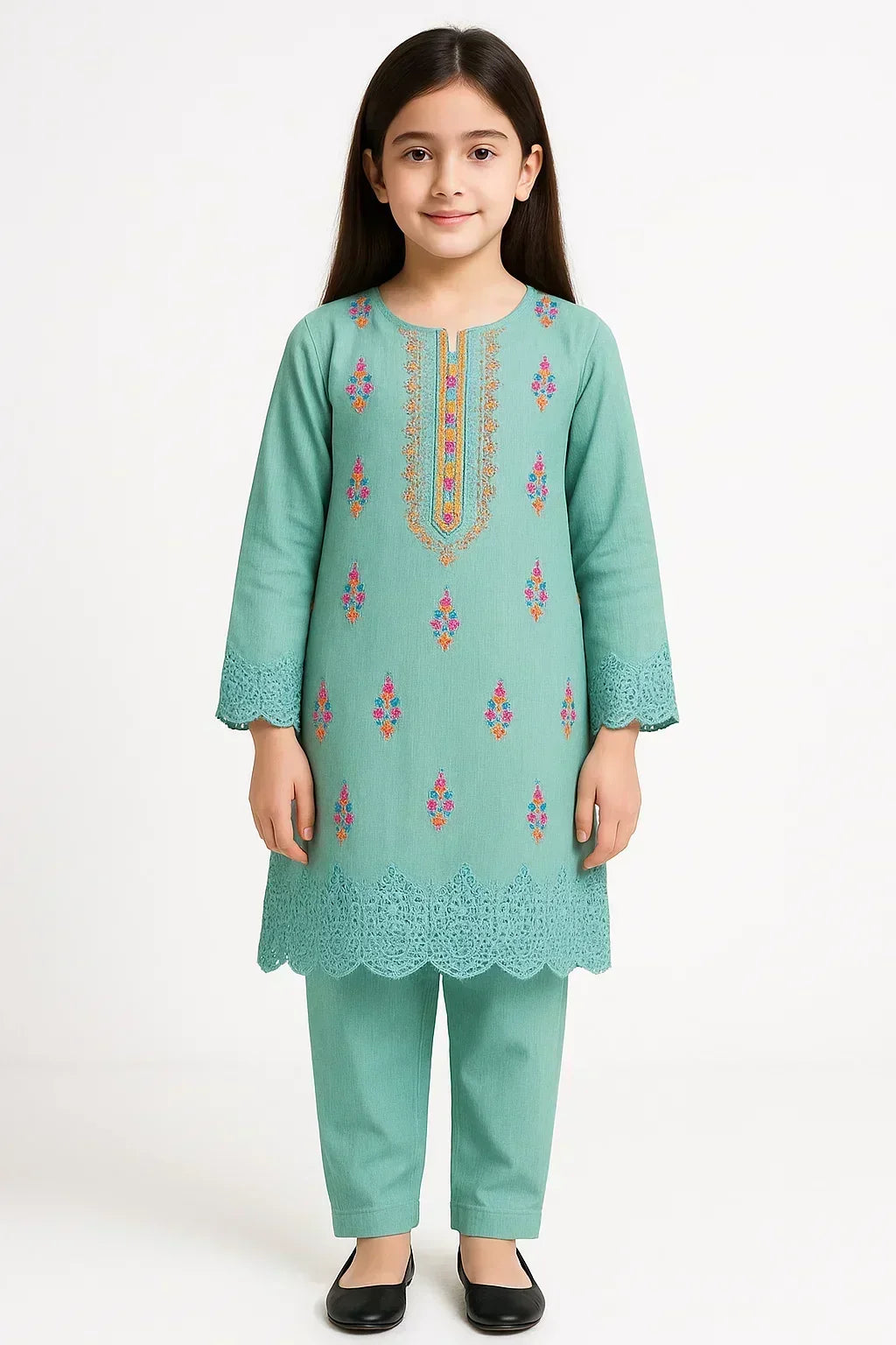 Sale on Simaals – UPTO 50% OFF on Kids Winter & Eastern Wear