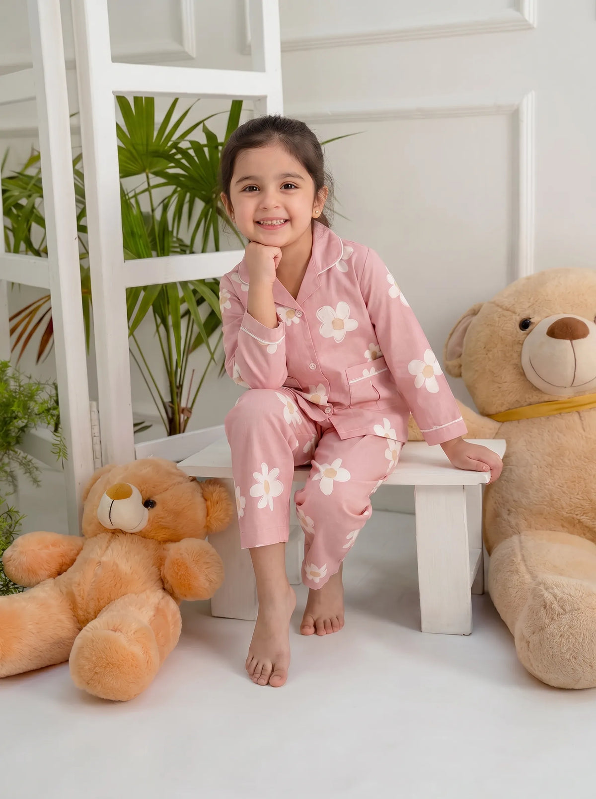 Girls sleepwear