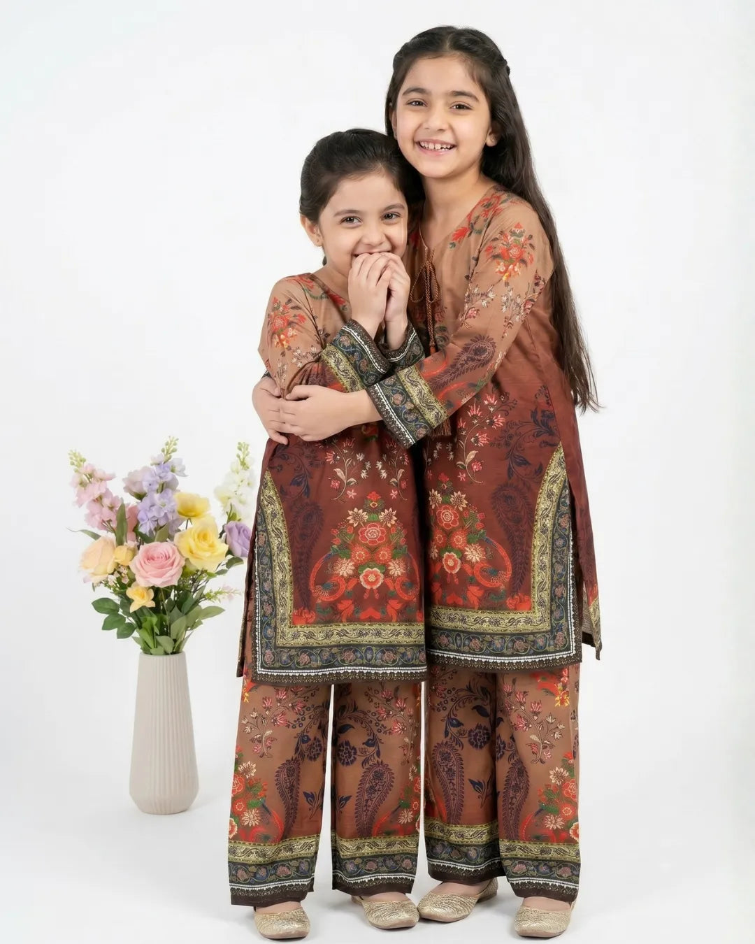 2 PIECE - PRINTED CAMBRIC SUIT