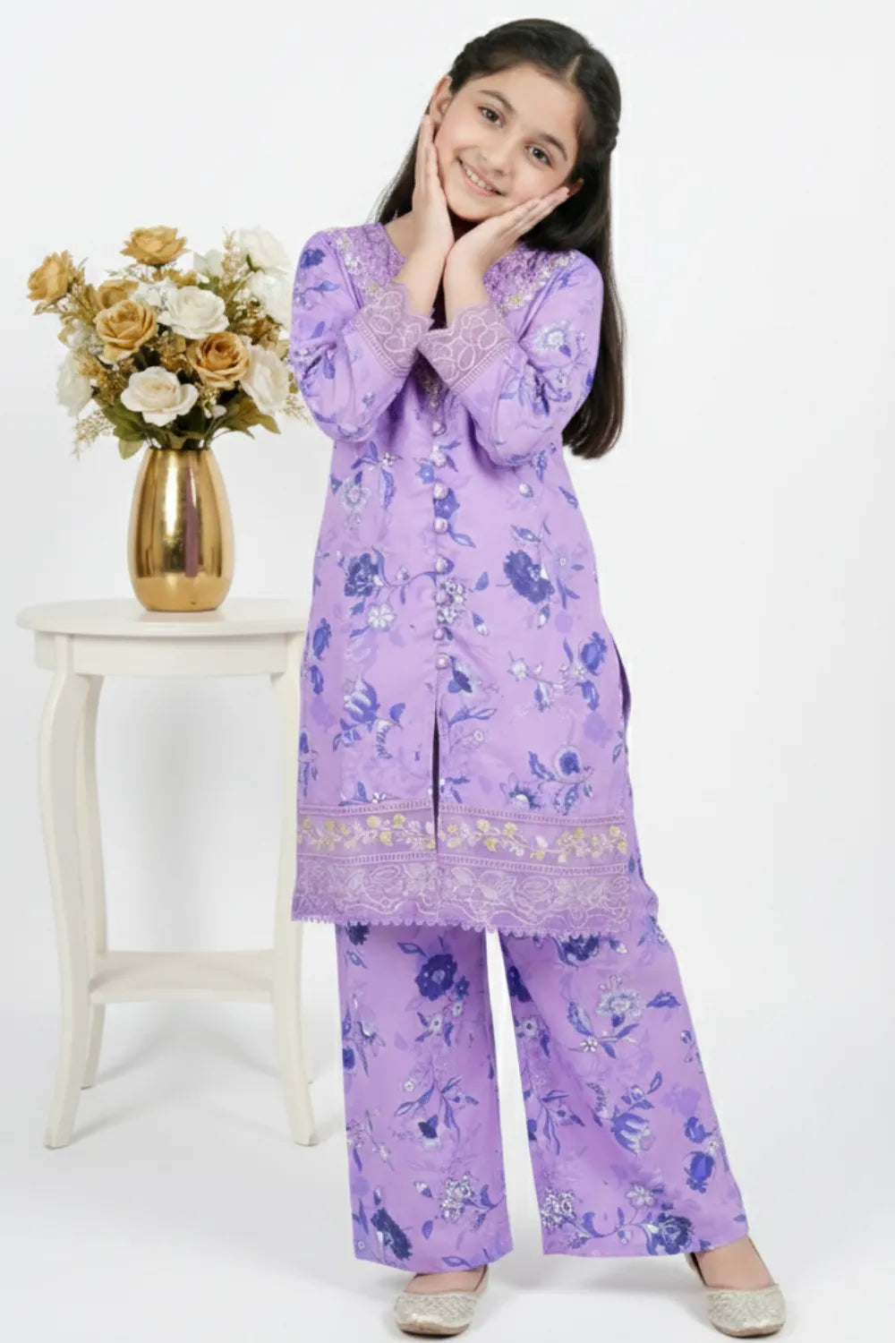 2 PIECE - EMBROIDERED CAMRIC SUIT