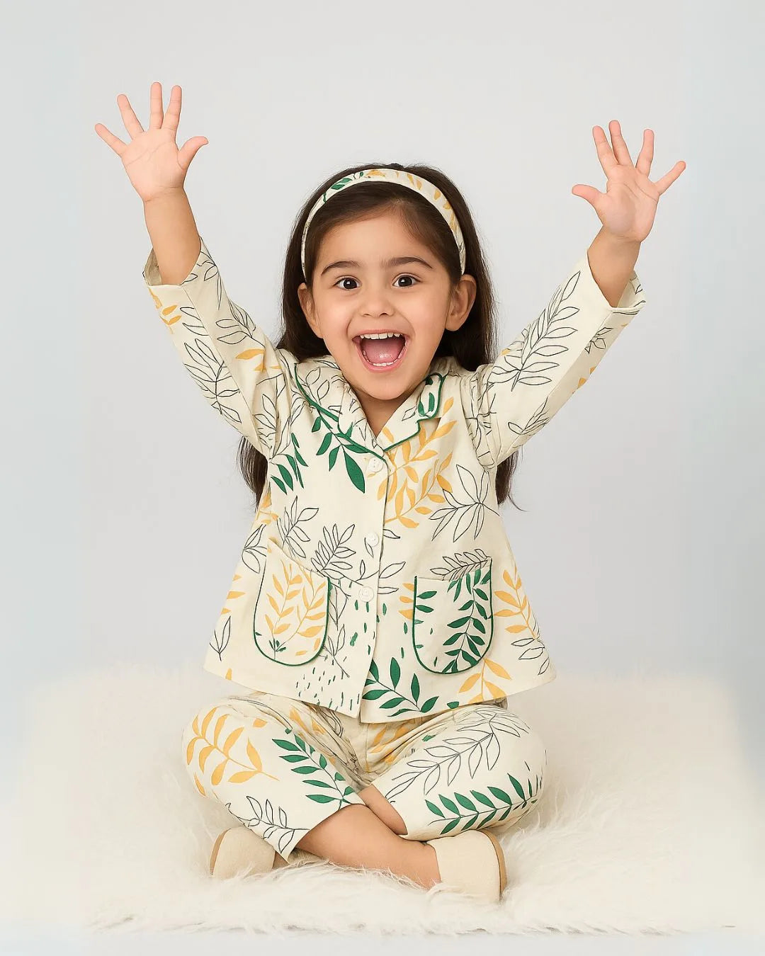 SLEEPWEAR SHIRT WITH PAJAMA SET
