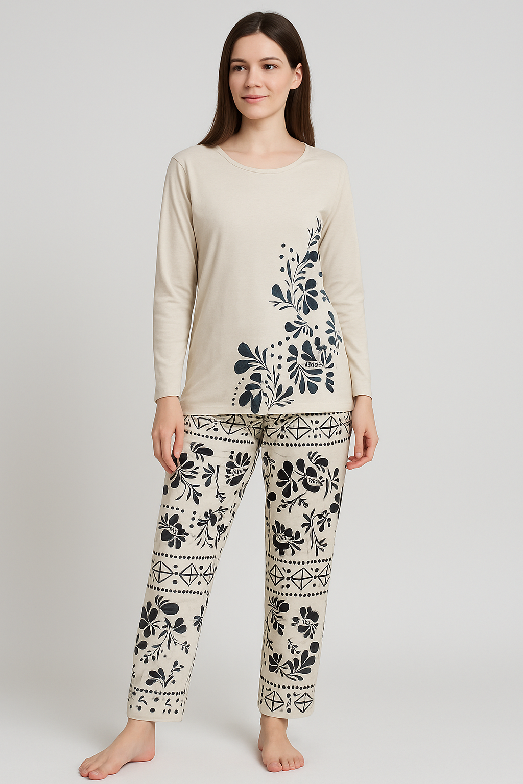 NIGHTWEAR T-SHIRT WITH PAJAMA SET