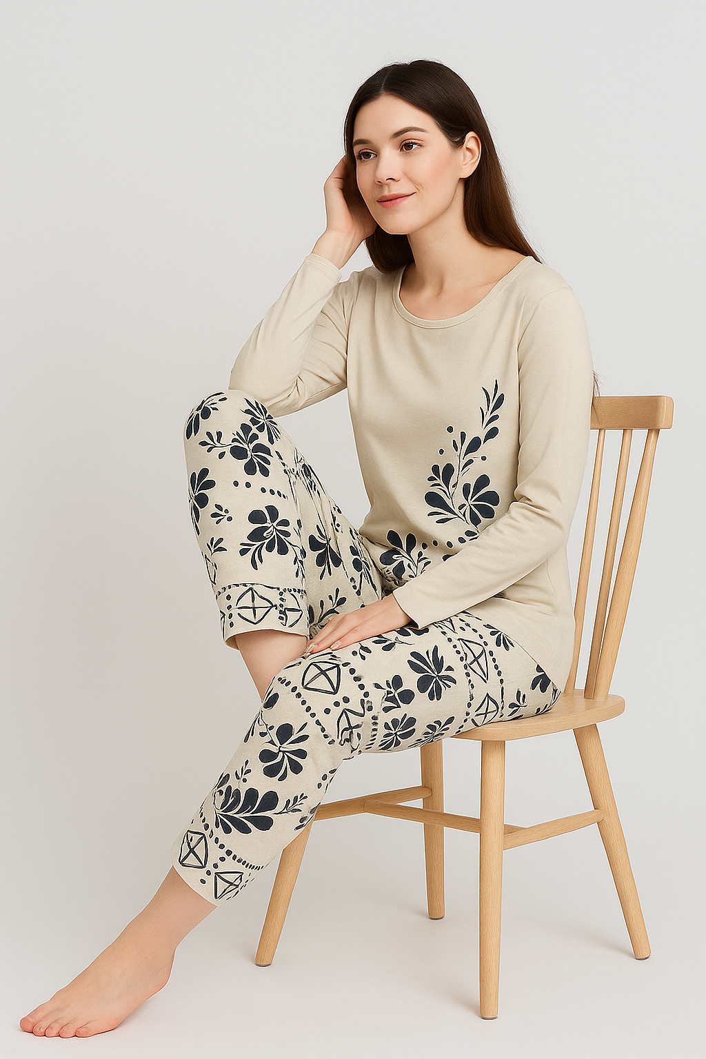 NIGHTWEAR T-SHIRT WITH PAJAMA SET