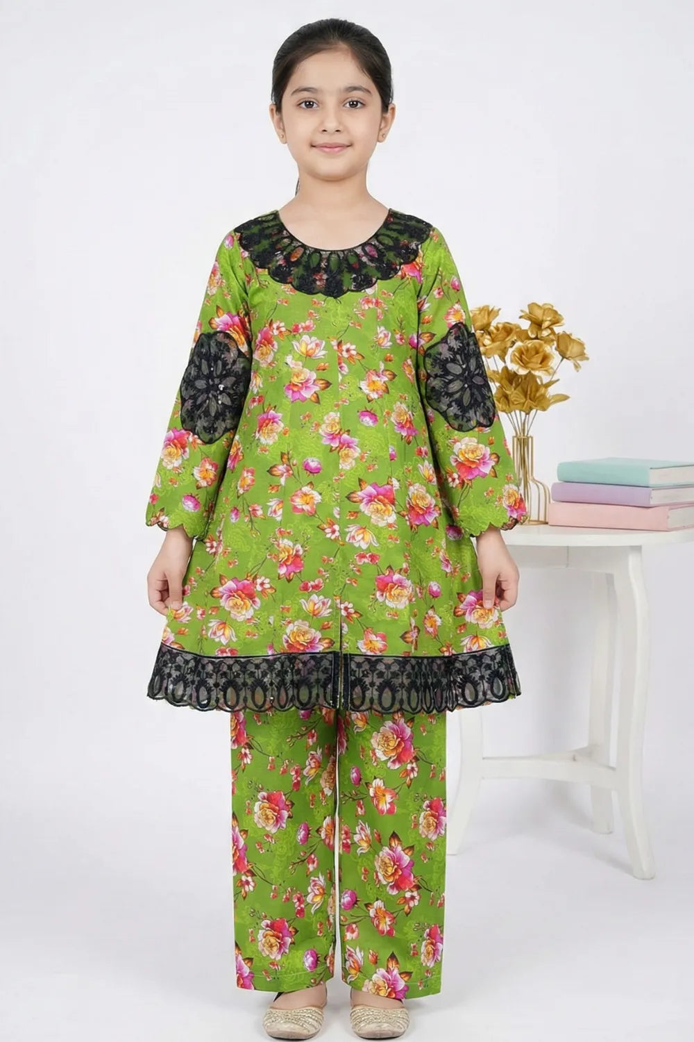 2 PIECE - EMBROIDERED CAMRIC SUIT
