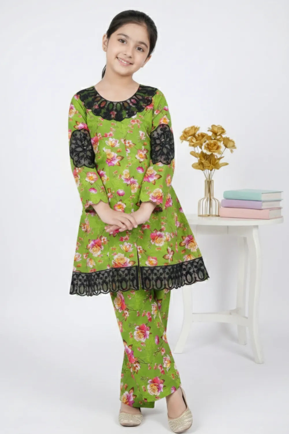 2 PIECE - EMBROIDERED CAMRIC SUIT