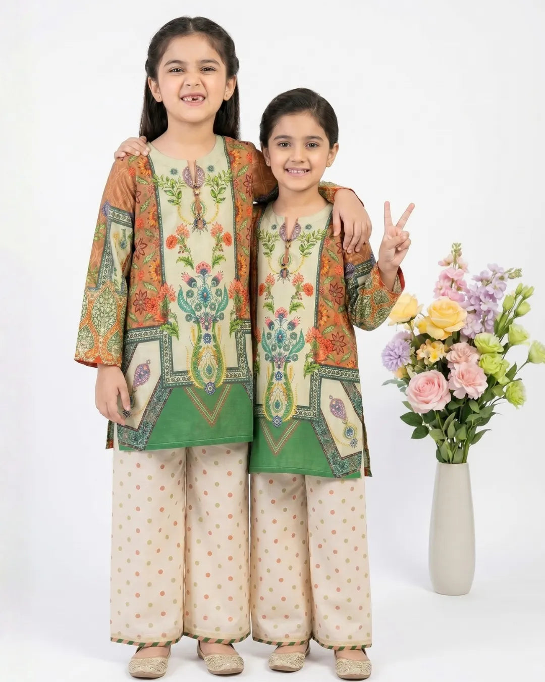 2 PIECE - PRINTED CAMBRIC SUIT