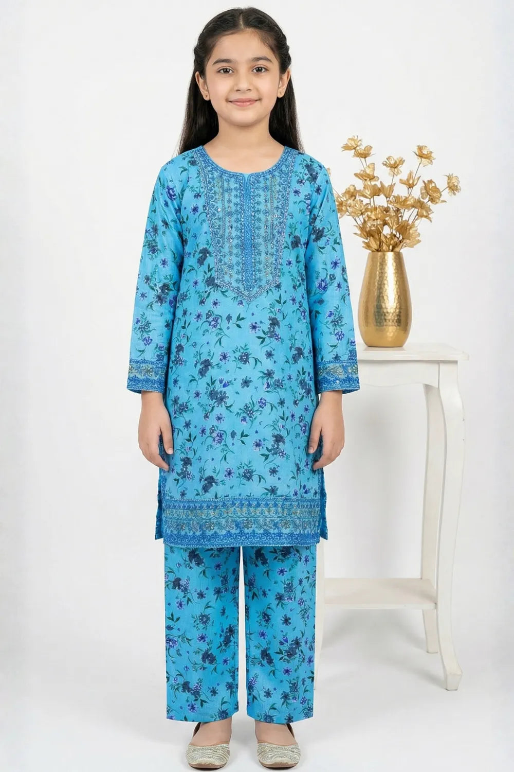 2 PIECE - EMBROIDERED CAMRIC SUIT