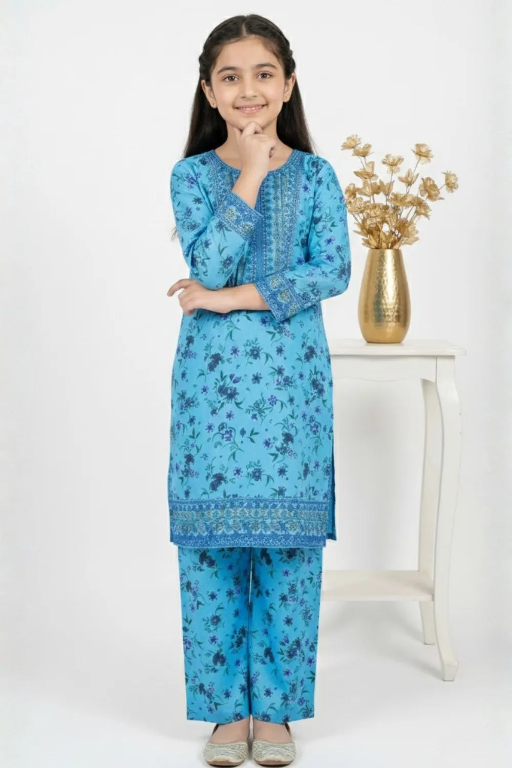 2 PIECE - EMBROIDERED CAMRIC SUIT