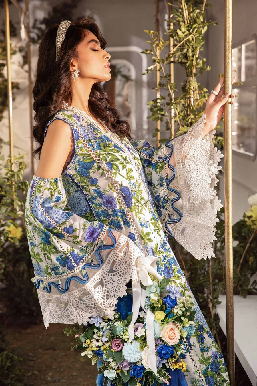 3 PIECE - EMBROIDERED FINE CAMBRIC SUIT